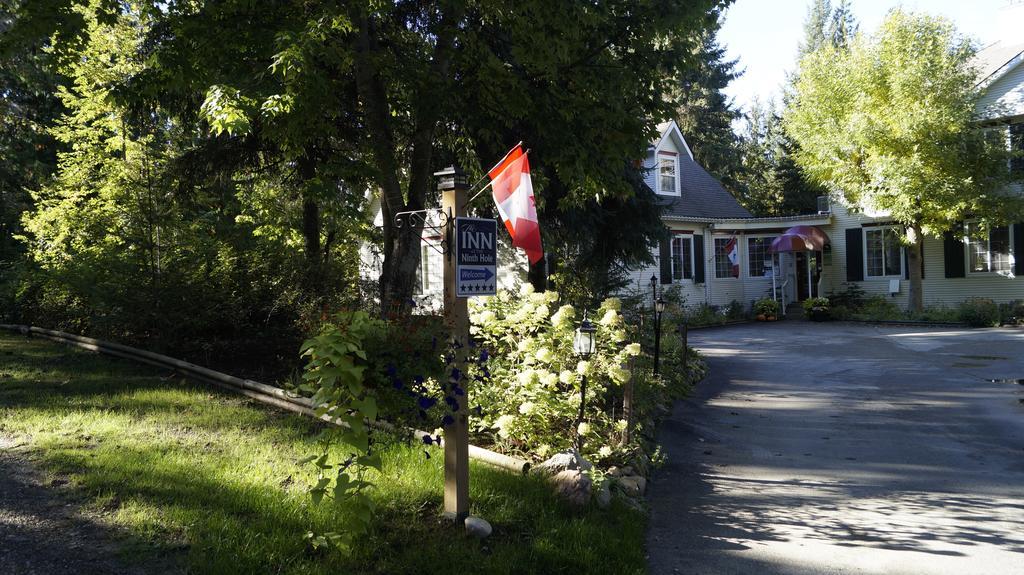 The Inn At The Ninth Hole Bed & Breakfast Самон Арм Екстериор снимка